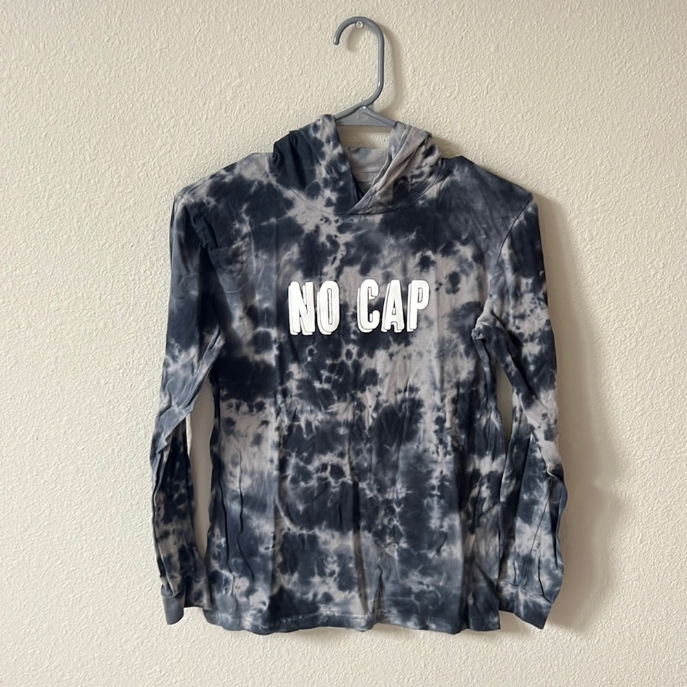 No cap hooded long sleeve t shirt. Boys large (14-16)